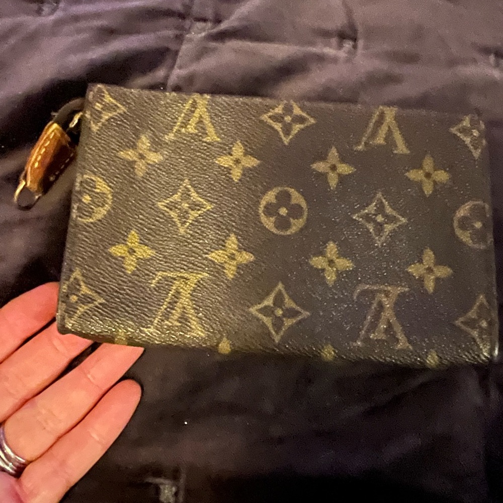 Vintage Louis Vuitton small toiletry bag